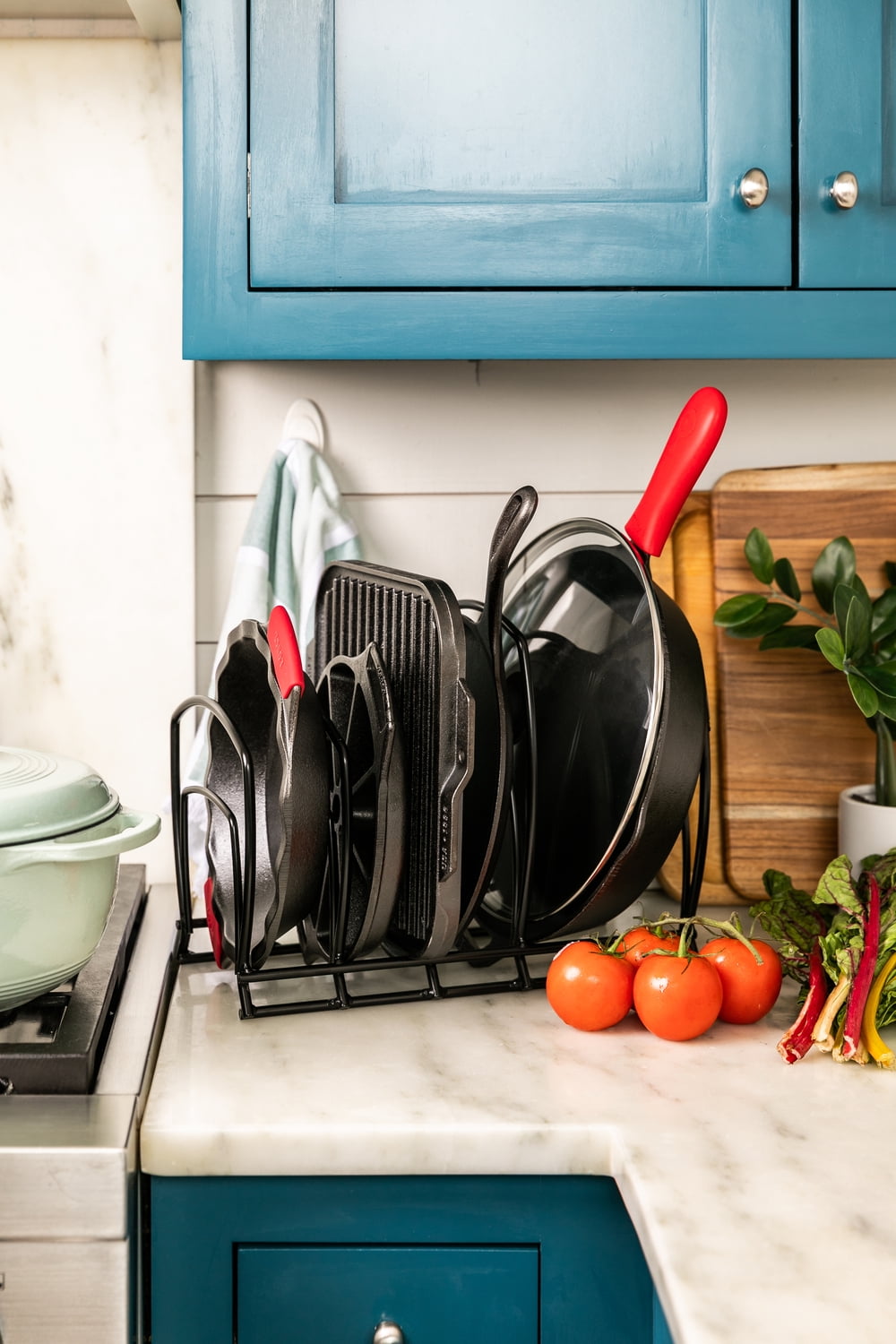 Lodge Cookware Organizer - 5-Tier - Multi-Tier Storage Rack for Cookware & Accessories - Space-Saving Organizer for Cast Iron, Lids & Kitchen Essentials - Matte Black